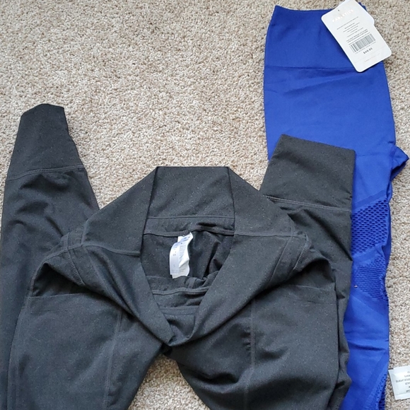 LEGGINGS - Picture 2 of 4